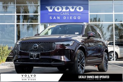 New 2025 Volvo XC90 B5 Plus