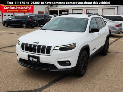 Used 2023 Jeep Cherokee Altitude Lux