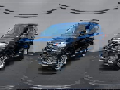 Used 2025 Ford Explorer Active