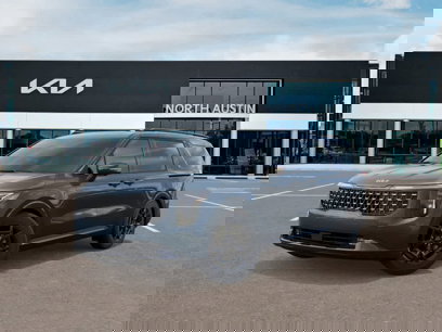 New 2025 Kia Carnival SX