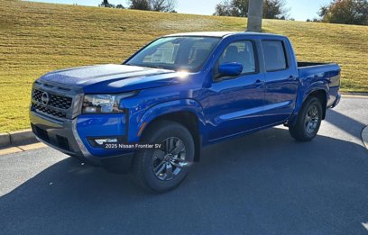 New 2025 Nissan Frontier SV w/ SV Convenience Package