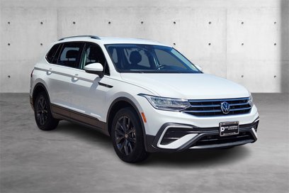 Used 2022 Volkswagen Tiguan SE