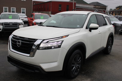 Certified 2022 Nissan Pathfinder SV