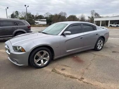 Used 2014 Dodge Charger SXT Plus
