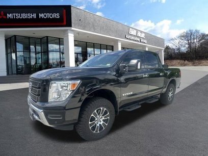 Used 2021 Nissan Titan SV w/ SV Convenience Package