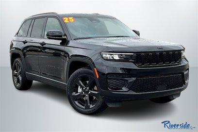 New 2025 Jeep Grand Cherokee Altitude