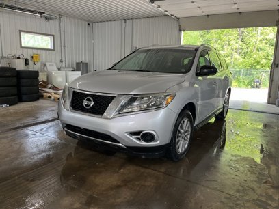 Used 2013 Nissan Pathfinder SV