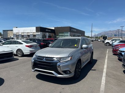 Used 2018 Mitsubishi Outlander 4WD Plug-In Hybrid