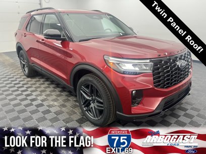 New 2025 Ford Explorer ST-Line w/ Premium Package