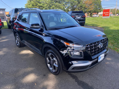 Used 2025 Hyundai Venue SEL