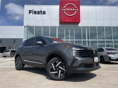 New 2025 Nissan Kicks SV