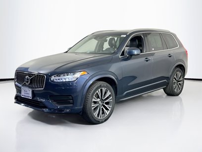 Used 2022 Volvo XC90 T5 Momentum w/ Climate Package