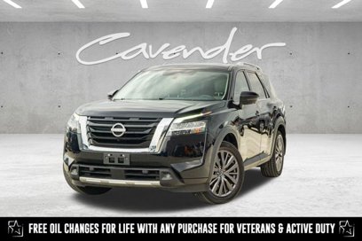 Used 2022 Nissan Pathfinder SL w/ SL Premium Package