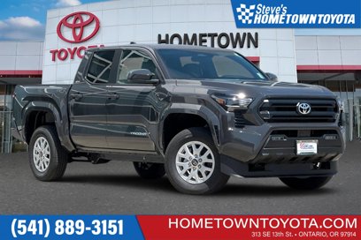 New 2025 Toyota Tacoma SR5