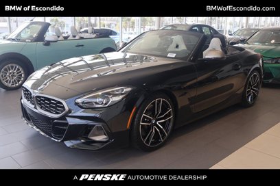 New 2025 BMW Z4 M40i w/ Premium Package