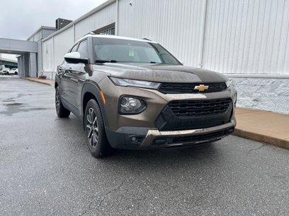 Used 2022 Chevrolet TrailBlazer ACTIV w/ Sun and Liftgate Package