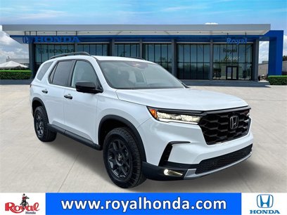 New 2025 Honda Pilot TrailSport