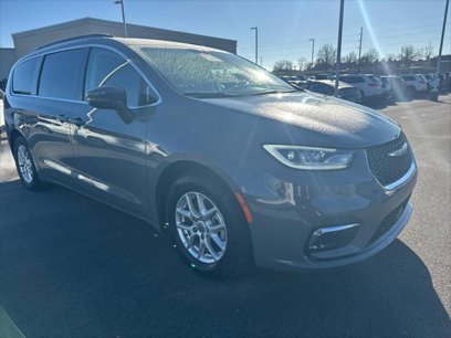 Used 2022 Chrysler Pacifica Touring-L