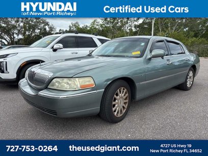 Used 2006 Lincoln Town Car Signature