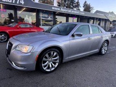 Used 2017 Chrysler 300 C