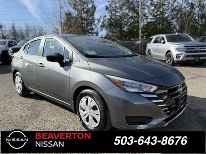 New 2025 Nissan Versa S w/ Trunk Package