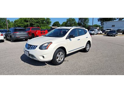 Used 2014 Nissan Rogue S w/ Convenience Package