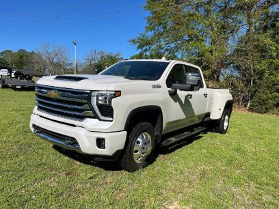 New 2024 Chevrolet Silverado 3500 High Country w/ High Country Premium Package