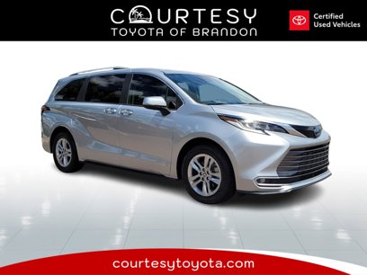 Certified 2021 Toyota Sienna Limited