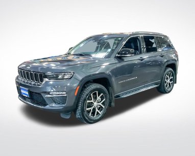 Used 2023 Jeep Grand Cherokee Limited w/ Trailer Tow Prep Group (B)
