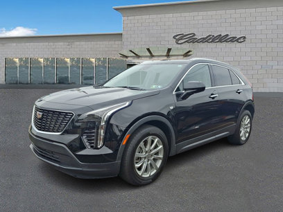 Certified 2022 Cadillac XT4 Luxury w/ Cold Weather Package