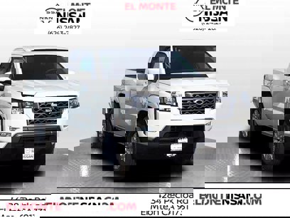 New 2024 Nissan Frontier SV w/ SV Convenience Package