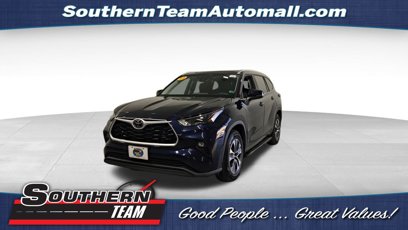 Used 2023 Toyota Highlander XLE