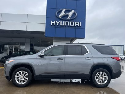 Used 2020 Chevrolet Traverse LT