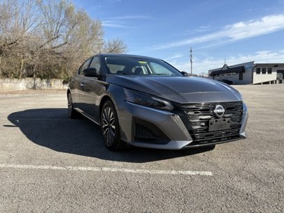 Used 2024 Nissan Altima 2.5 SV