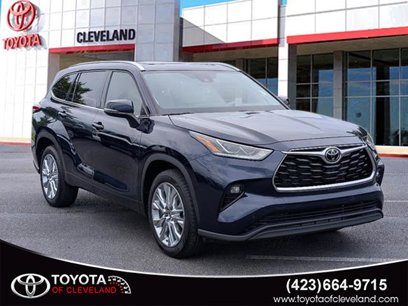 Used 2023 Toyota Highlander Limited