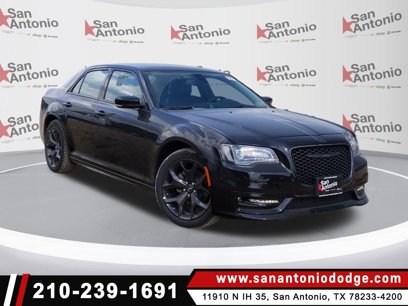 Used 2022 Chrysler 300 Touring L