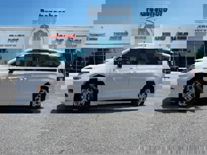New 2025 Chrysler Voyager LX