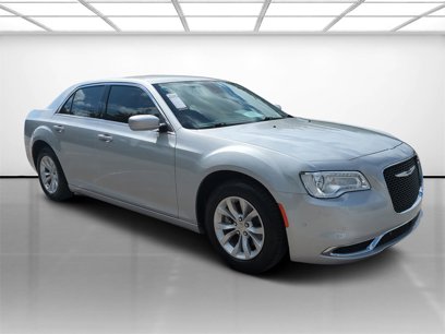 Certified 2023 Chrysler 300 Touring w/ Safetytec Plus Group