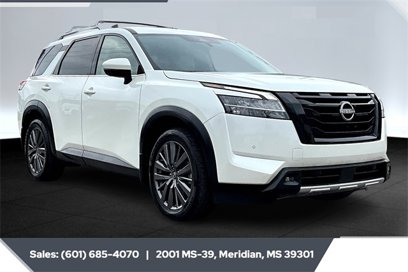 Used 2023 Nissan Pathfinder SL w/ SL Premium Package