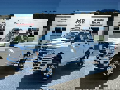 New 2024 RAM 2500 Tradesman w/ Safety Group