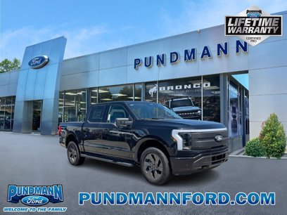 New 2025 Ford F150 Lightning XLT w/ Max Trailer Tow Package
