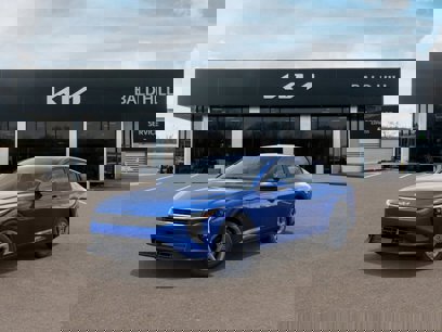 New 2025 Kia K4 LXS
