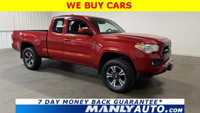 Used 2016 Toyota Tacoma SR