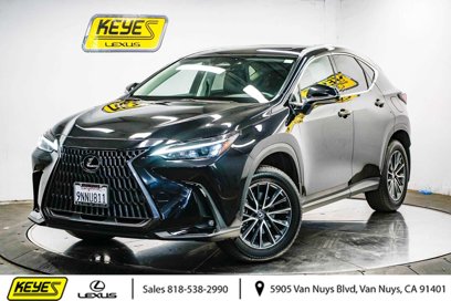 Certified 2025 Lexus NX 250 FWD w/ Premium Package