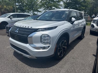 Used 2024 Mitsubishi Outlander SE