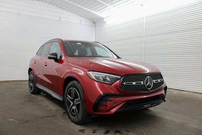 New 2025 Mercedes-Benz GLC 300