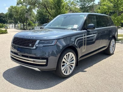 New 2025 Land Rover Range Rover Long Wheelbase SE