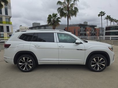 New 2025 Volkswagen Atlas SEL Premium R-Line