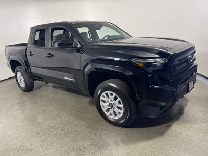 New 2025 Toyota Tacoma SR5