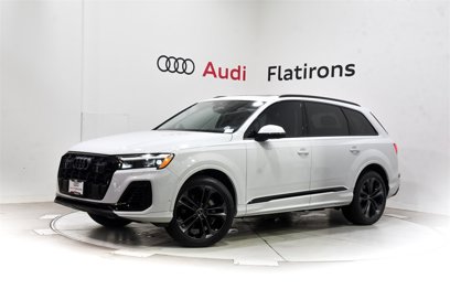 New 2025 Audi Q7 3.0T Premium Plus